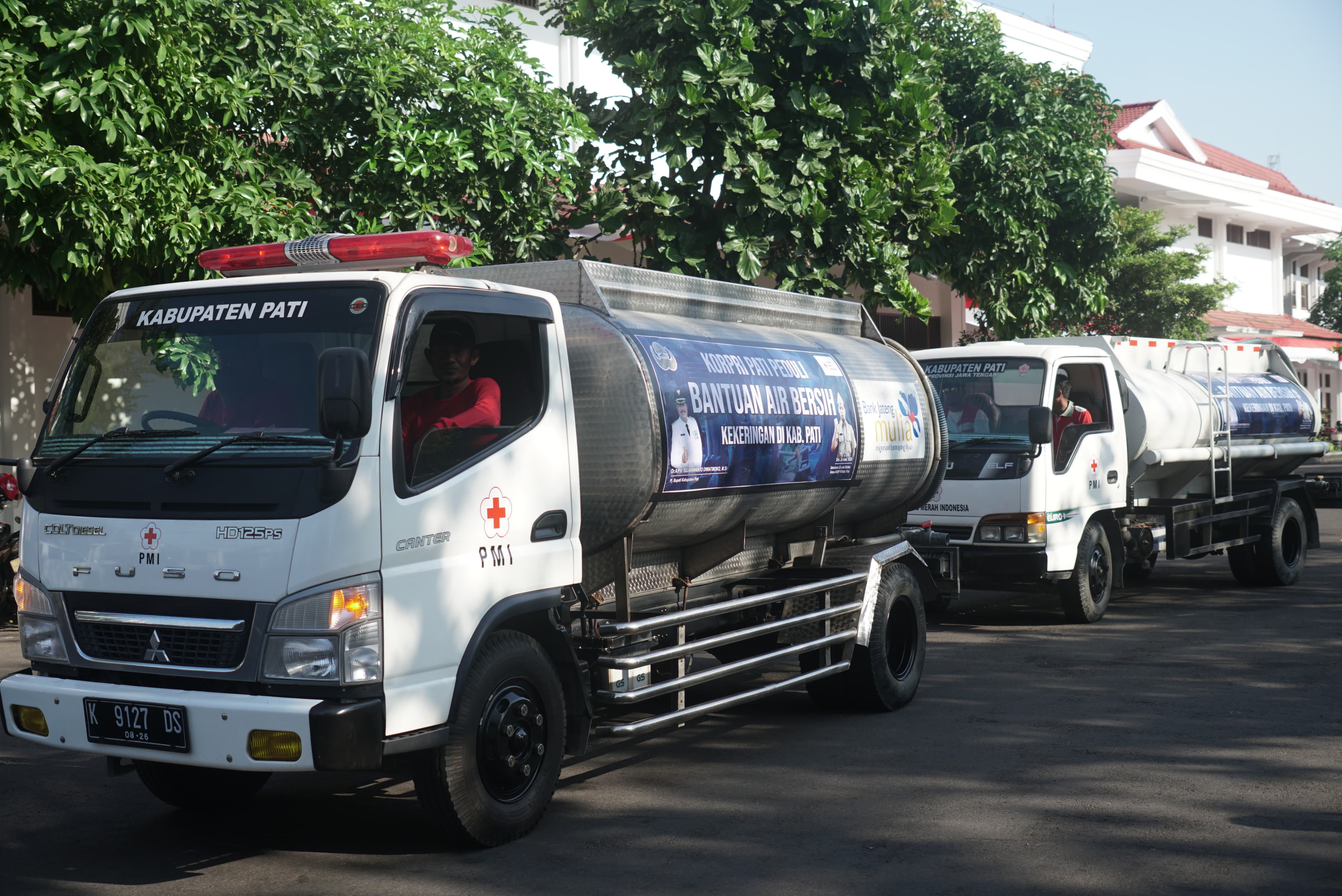 Korpri Pati Salurkan 100 Tangki Air Bersih untuk Warga Terdampak Kekeringan